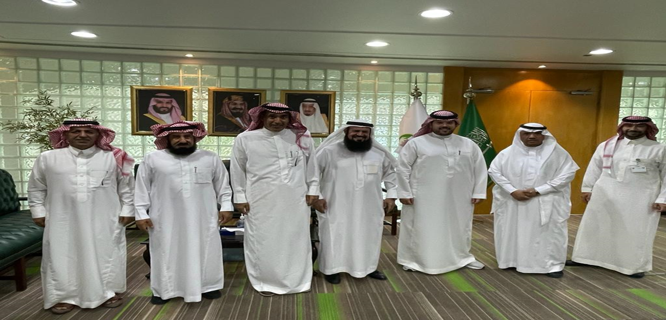 زيارة مجلس إدارة الجمعية التعاونية للثروة الحيوانية بالمنطقة الشرقية (ثروتنا) لسعادة مدير عام صندوق التنمية الزراعي بالرياض